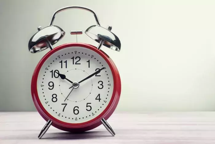 Passage à l’heure d’été : 10 conseils pour un bon sommeil lors du changement d’heure